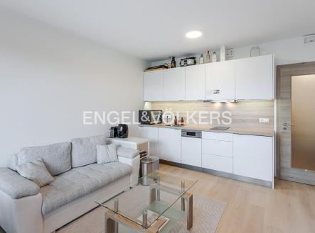 _B8U0506_web | Pronájem bytu, 1+kk, 36 m²