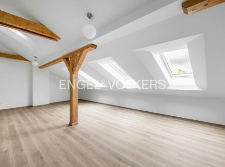 3 | Pronájem bytu, 2+kk, 79 m²