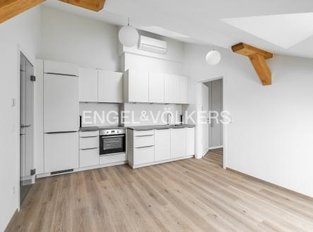 Pronájem bytu, 2+kk, 42 m² obrázek