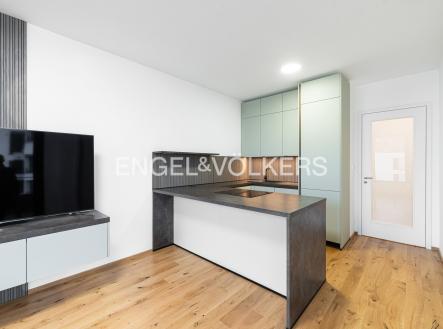1 | Pronájem bytu, 2+kk, 45 m²
