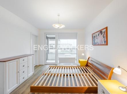 4 | Pronájem bytu, 2+kk, 62 m²