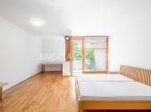 Pronájem bytu, 1+kk, 47 m²