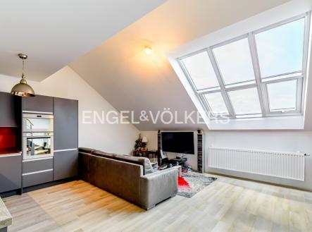 1 | Prodej bytu, 3+kk, 93 m²