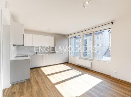 1 | Pronájem bytu, 3+kk, 83 m²