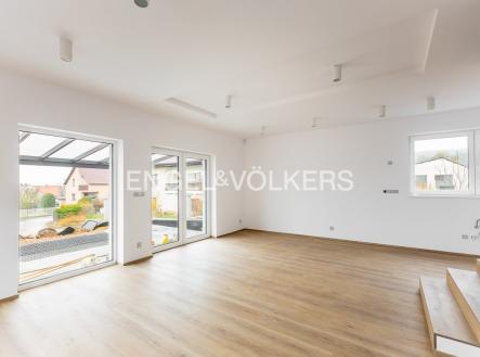 Pronájem - dům/vila, 143 m² obrázek