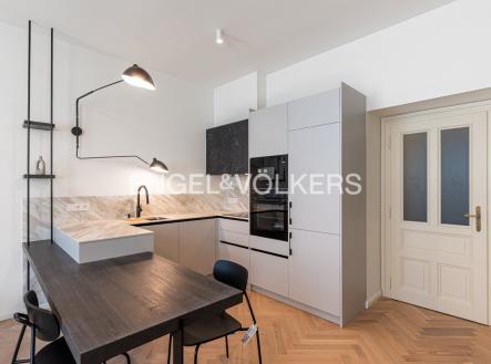 P1267630_web | Pronájem bytu, 2+kk, 57 m²