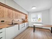 Pronájem - dům/vila, 145 m²