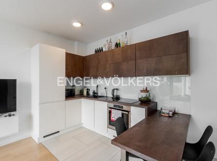 2 | Pronájem bytu, 2+kk, 46 m²