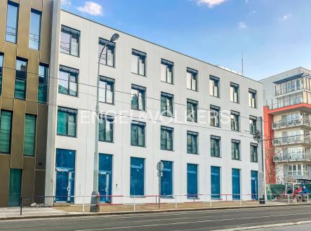 Pronájem - obchodní prostor, 151 m² obrázek