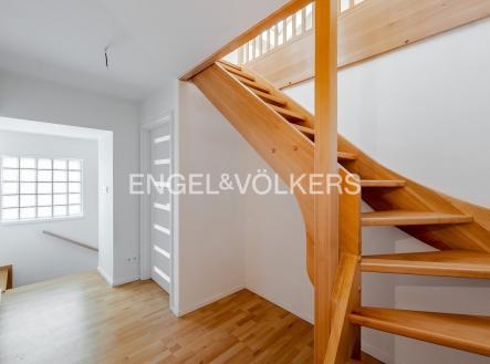 4 | Prodej - dům/vila, 89 m²