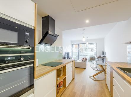 Pronájem bytu, 2+kk, 60 m² obrázek