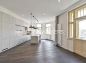 Pronájem bytu, 4+kk, 170 m²