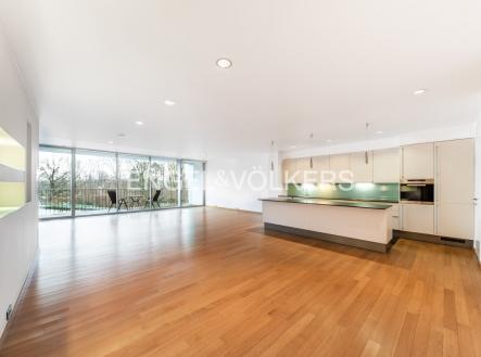 Pronájem bytu, 4+kk, 174 m² obrázek