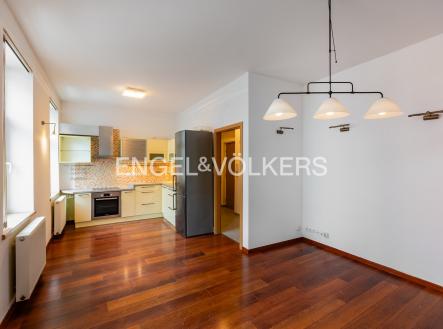 1 | Pronájem bytu, 2+kk, 47 m²