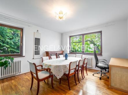 Pronájem - dům/vila, 225 m² obrázek
