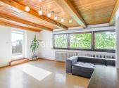 Pronájem - dům/vila, 225 m²