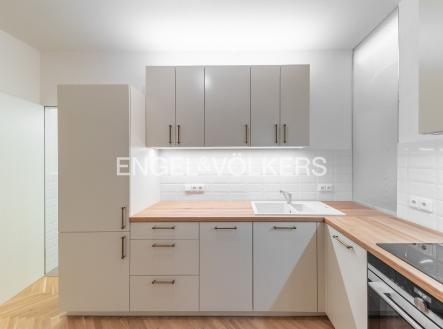 3 | Pronájem bytu, 2+kk, 54 m²