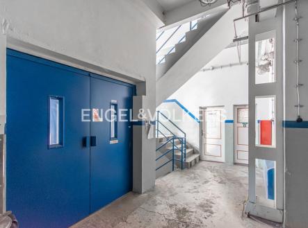 DSC_0351-Enhanced-NR_web | Pronájem - komerční objekt, výroba, 1 345 m²