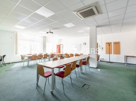 DSC_6455-HDR_web | Pronájem - kanceláře, 180 m²