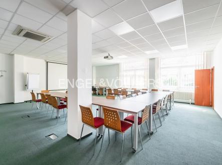 DSC_6452-HDR_web | Pronájem - kanceláře, 180 m²