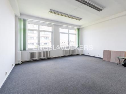 DSC_6485-HDR_web | Pronájem - kanceláře, 36 m²