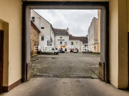 3 | Pronájem - malý objekt/garáž