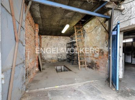 4 | Pronájem - komerční objekt, jiný, 81 m²