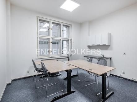 P1289157_web | Pronájem - kanceláře, 16 m²