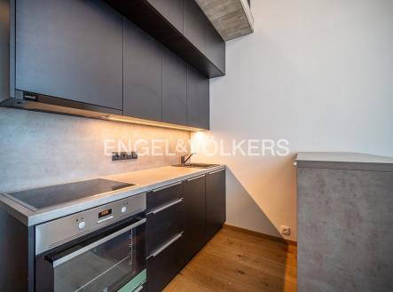 3 | Pronájem bytu, 2+kk, 37 m²