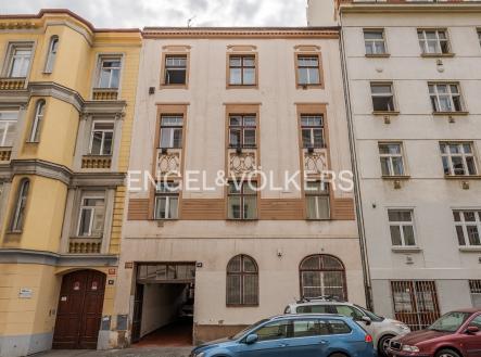 1 | Pronájem - obchodní prostor, 94 m²