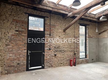 Montovna_2_04 | Pronájem - obchodní prostor, 38 m²