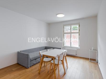 1 | Pronájem bytu, 2+kk, 38 m²