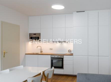 2 | Pronájem bytu, 2+kk, 38 m²