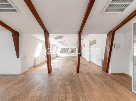 DSC_4319-HDR_web | Pronájem - kanceláře, 424 m²