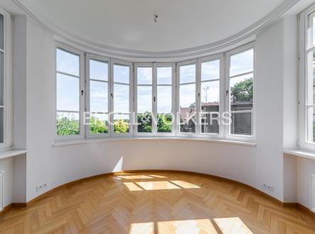 Pronájem bytu, 4+kk, 145 m² obrázek