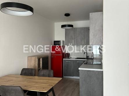b520469a-f6de-44d8-80f1-00e285d3ef51 | Pronájem bytu, 2+kk, 52 m²