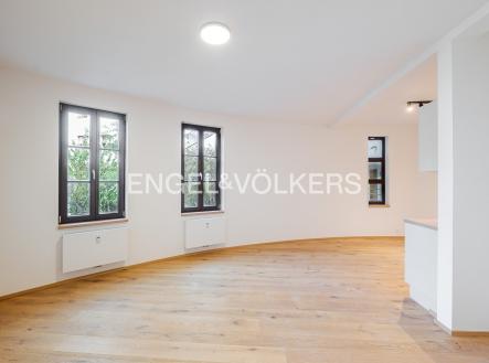 Pronájem bytu, 3+kk, 68 m² obrázek