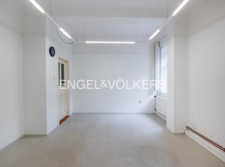 4 | Pronájem - kanceláře, 70 m²