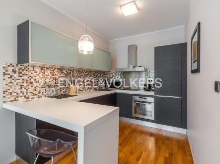 2 | Pronájem bytu, 2+kk, 61 m²