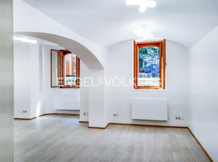 IMAG4331 | Pronájem - kanceláře, 73 m²
