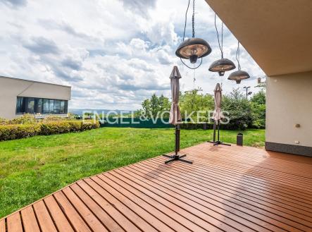3 | Pronájem - dům/vila, 315 m²
