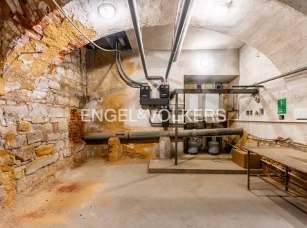 2 | Pronájem - komerční objekt, sklad, 128 m²