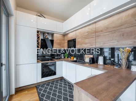 2 | Pronájem bytu, 2+kk, 60 m²