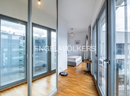 4 | Pronájem bytu, 2+kk, 60 m²