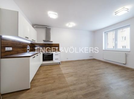 1 | Pronájem bytu, 3+kk, 56 m²