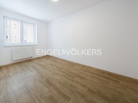 4 | Pronájem bytu, 3+kk, 56 m²