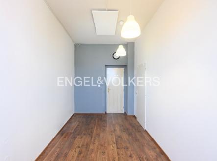 3 | Pronájem - kanceláře, 18 m²