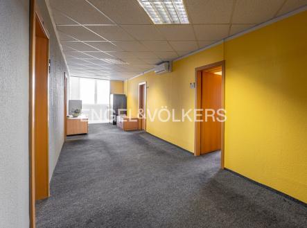 003 (1) | Pronájem - kanceláře, 92 m²