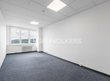 003 (2) | Pronájem - kanceláře, 98 m²