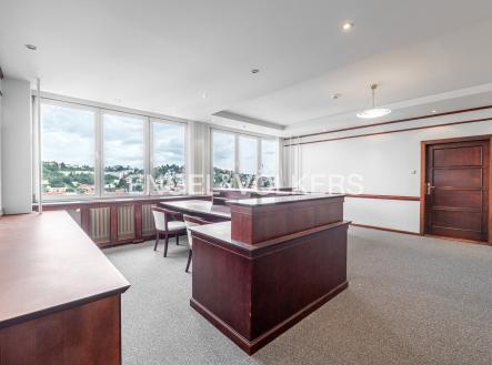 003 (4) | Pronájem - kanceláře, 268 m²